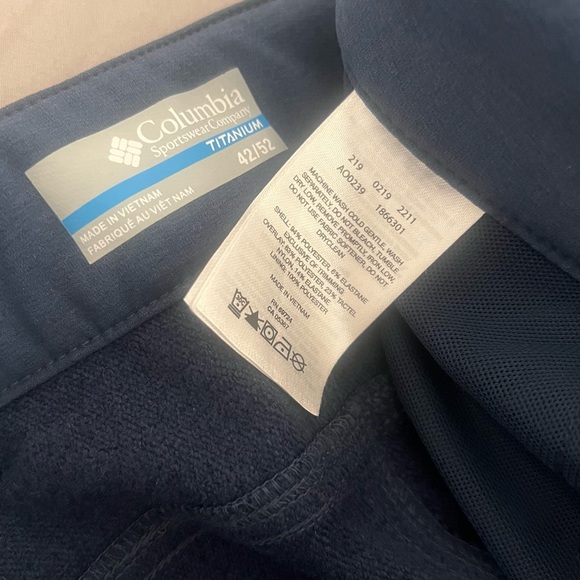 Columbia Titanium Omni Shield Technology blue pants Size 42/ 52 - Picture 6 of 16